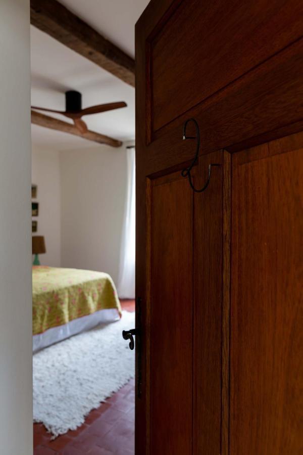 La Perroya Hotel Visan Luaran gambar
