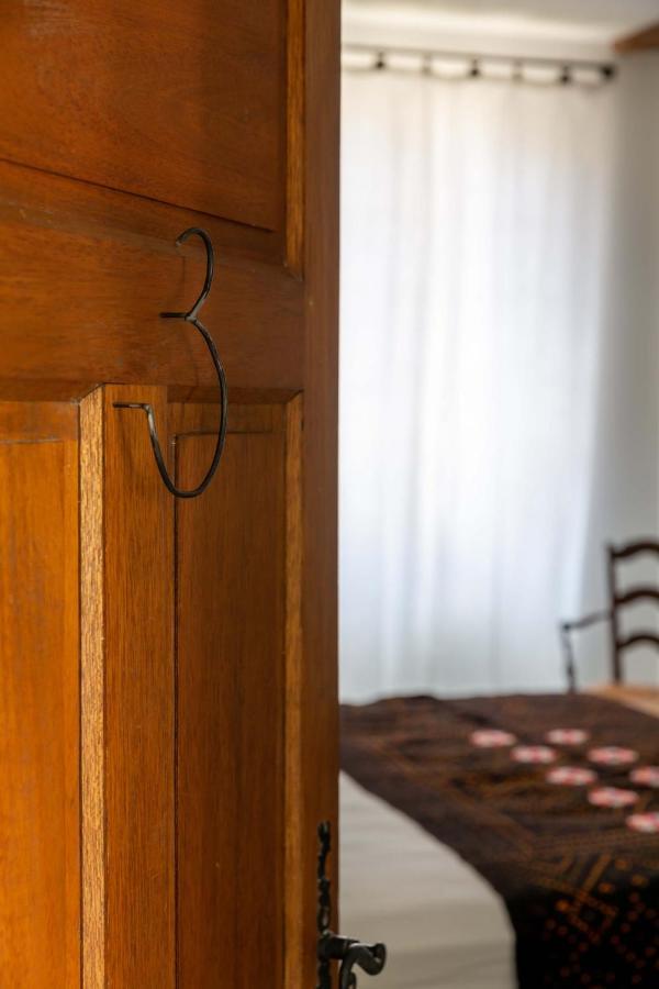 La Perroya Hotel Visan Luaran gambar