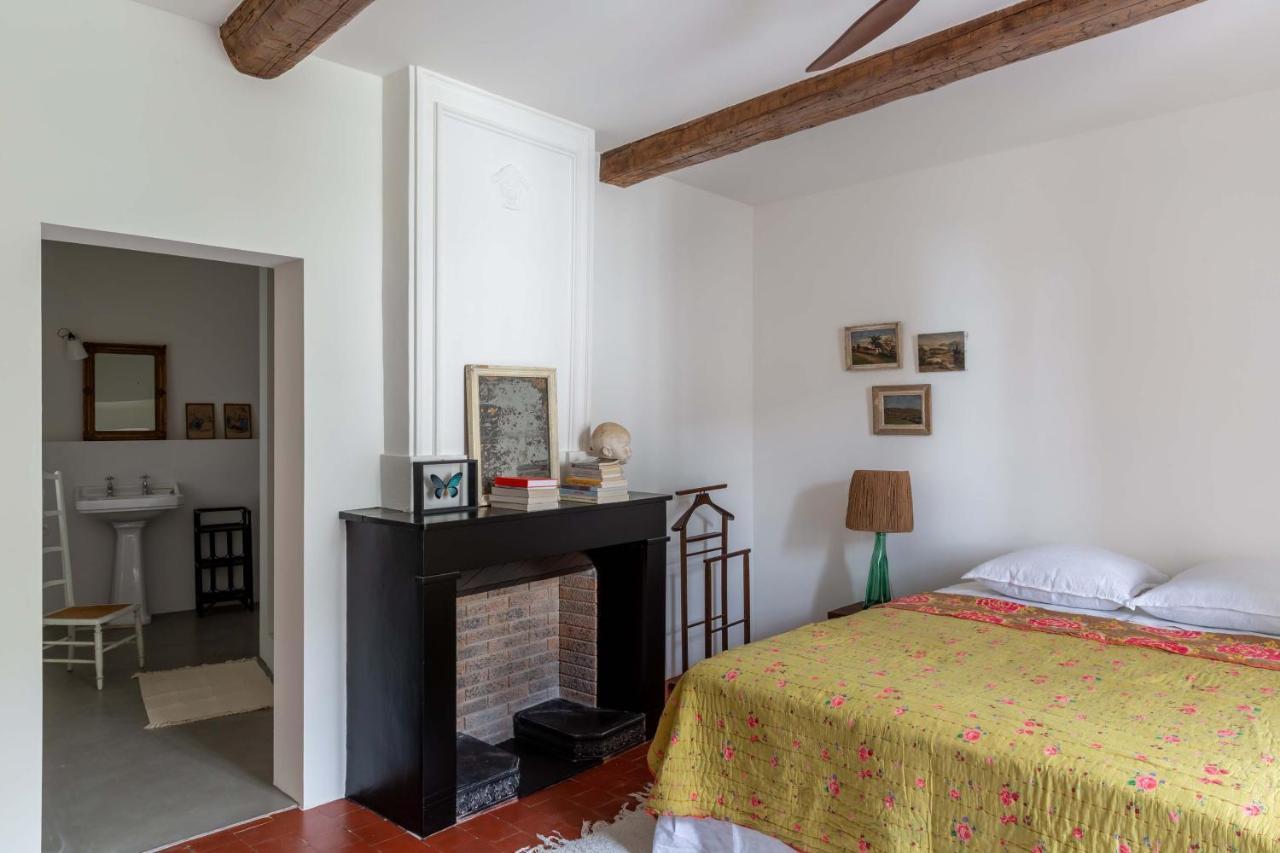 La Perroya Hotel Visan Luaran gambar