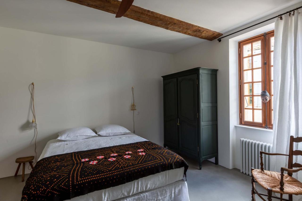 La Perroya Hotel Visan Luaran gambar